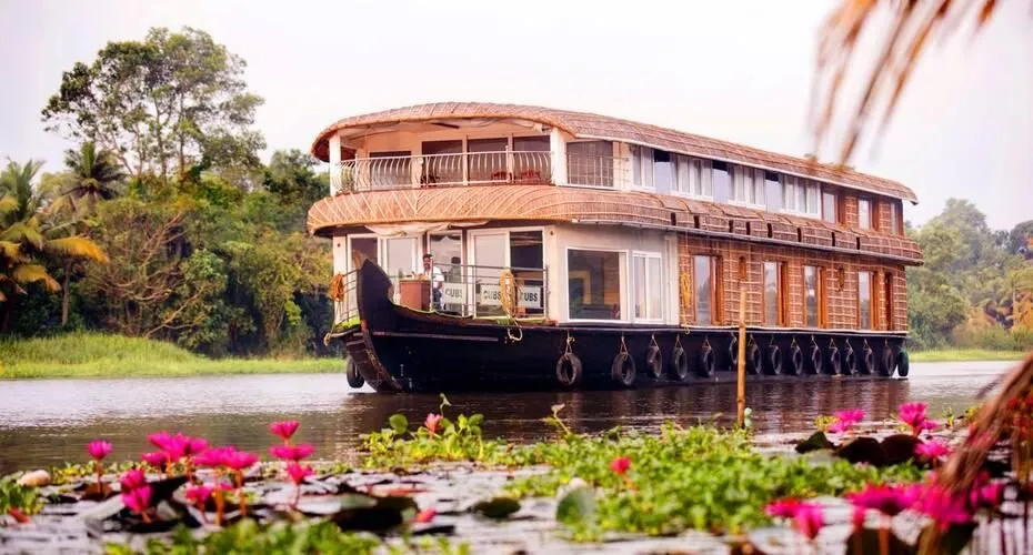 Kerala 4n Romantic Getaway — hero photo