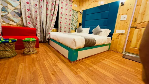 Chalo Kashmir  With Infinity Holidays — photo 4