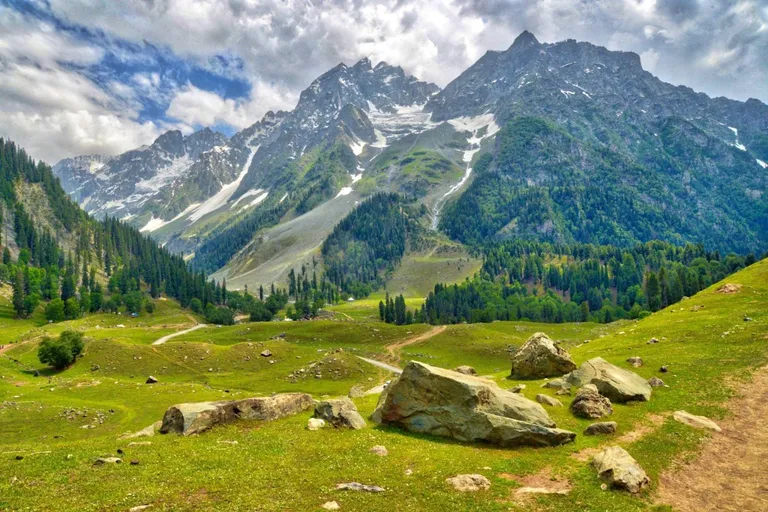 4n Kashmir - Valley To Glacier — photo 5