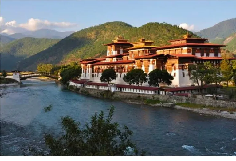 Bhutan Grand Tour Explore — photo 3